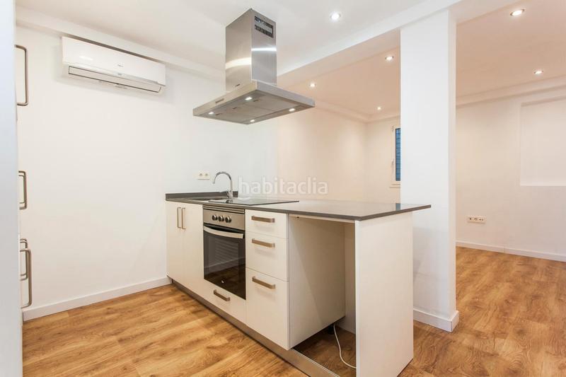 Foto 6fd269de-c82f-41d3-906a-8f808f70570b. Etagenwohnung mit heizung in Raval Barcelona
