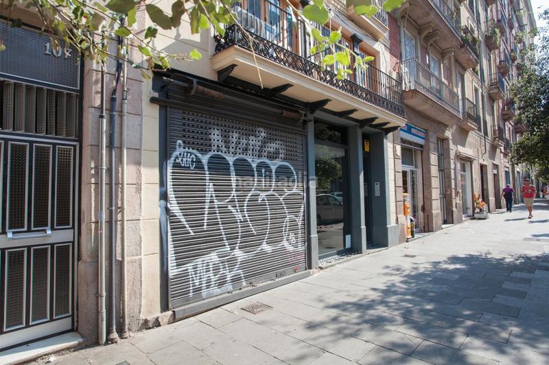 Foto adcbd787-ba39-400d-a64c-f22ecde520f6. Flat with heating in Raval Barcelona