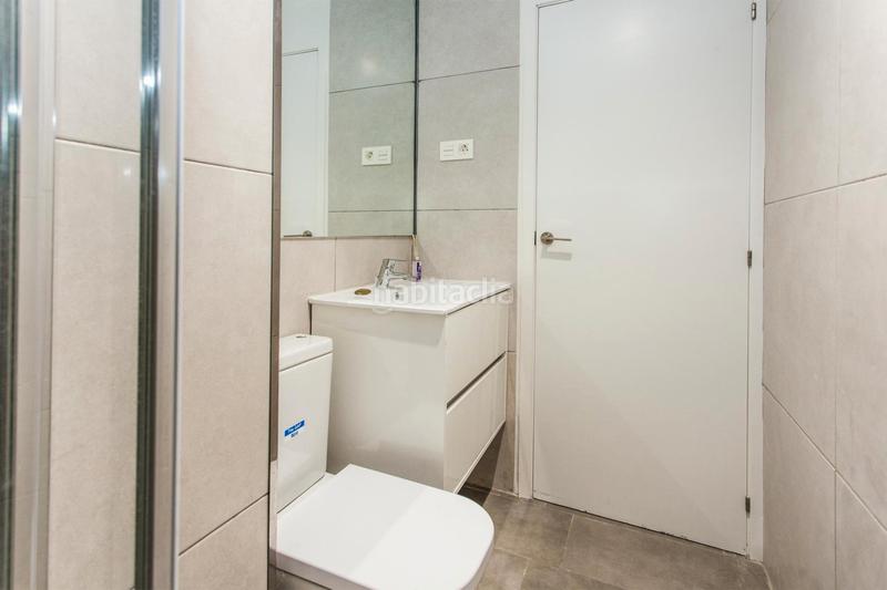 Foto e0eec3a7-bd46-4649-afe0-071ba17edf79. Flat with heating in Raval Barcelona