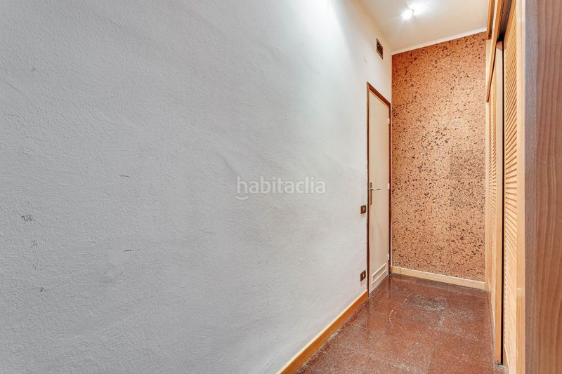 Foto 39411dd4-36bd-41f3-99d0-3f589a22252d. Pis a Sagrada Família Barcelona