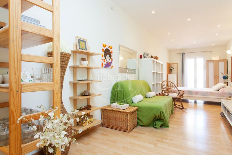 Foto 5a6159c5-d89e-4039-9453-26ece4aa9c01. Loft in carrer de sant antoni abat 31 in Raval Barcelona