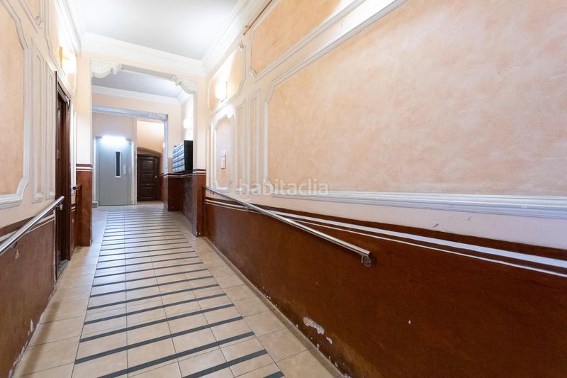 Foto ed83951d-3b43-41e4-aab7-6652f607c888. Pis a Porta Barcelona