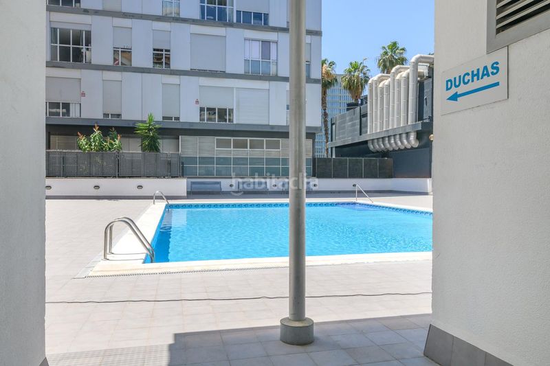 Foto b8d8ba0f-c2d6-4462-8b28-04ff3e6b1c86. Pis amb calefacció piscina a La Marina del Port Barcelona
