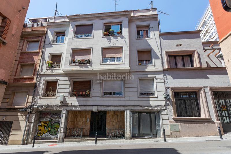 Foto e30b9051-eab9-47ec-8df6-107ebc51f7b2. Pis amb calefacció a Vila de Gràcia Barcelona