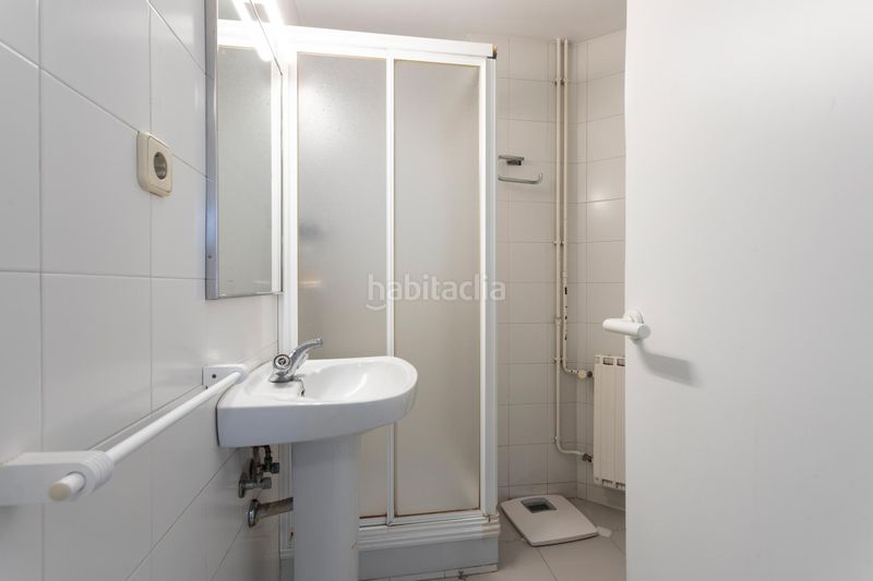Foto 44799528-44f5-4b47-b0c0-1ab7e5c1adc2. Pis amb calefacció aparcament piscina a Pedralbes Barcelona