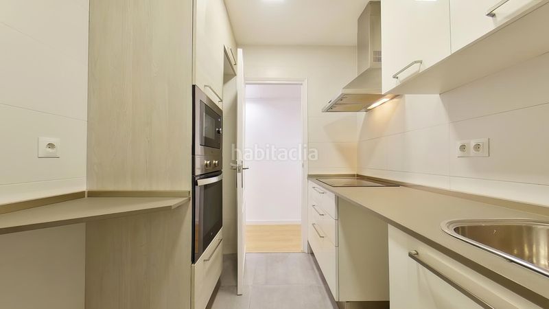 Foto efe844b4-01a8-404d-ad74-88bfdfeba2e8. Pis amb calefacció a Dreta de l´Eixample Barcelona