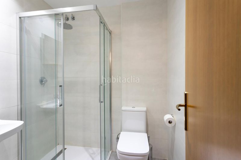 Foto ef7d60cd-0a78-4e0f-ab58-d828daeebb38. Pis a Navas Barcelona