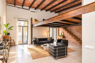 Loft  Carrer de la blanqueria. No es un piso convencional. es una vivienda con una arquitectura