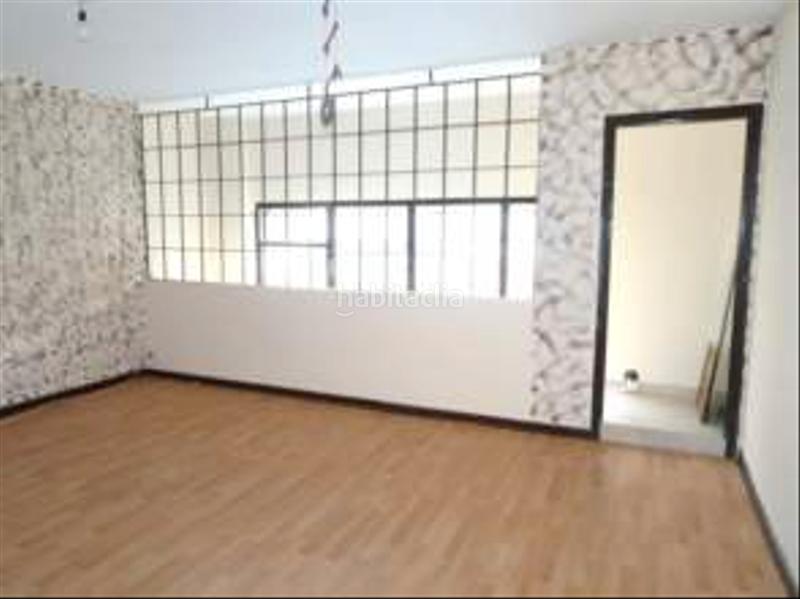 Foto 3d7e184d-ee3c-472c-b123-a6a6df75461d. Rent business premise in Llano Gijón