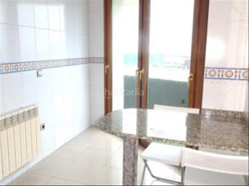 Foto 68fc91a3-b22c-4f52-bc95-d5af26524bba. Rent flat with heating in El Natahoyo Gijón