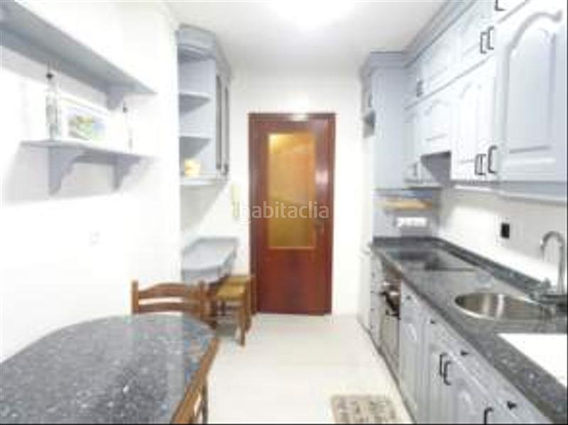 Foto c786e81a-3b5c-4d18-ba4d-deb6ae8eccf4. Miete etagenwohnung mit heizung in Centro Gijón