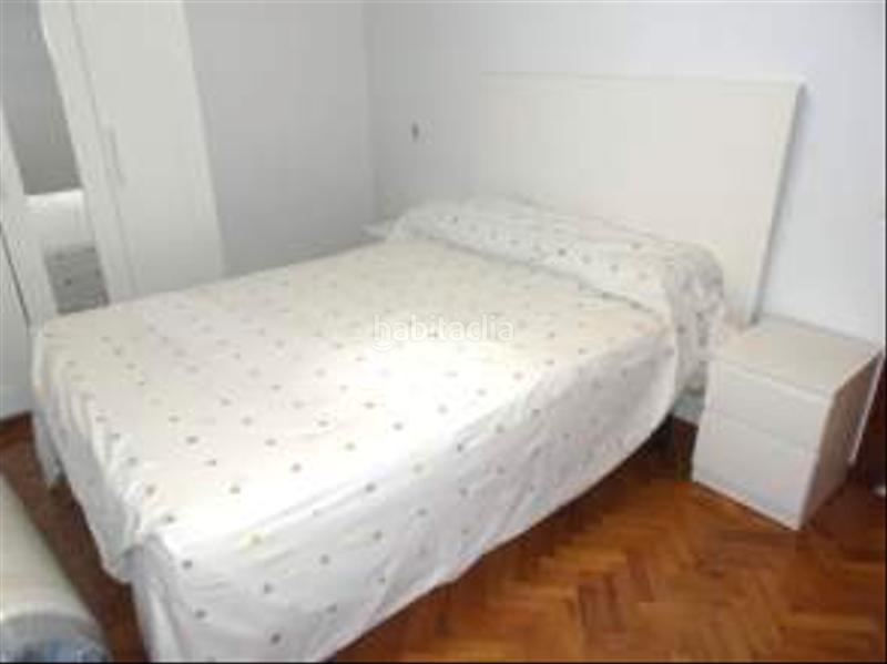 Foto 22031072-f67a-4ad1-b8e9-01c092c40666. Rent flat with heating in Centro Gijón