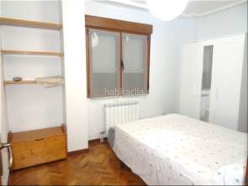 Foto d0668113-269b-44ff-8718-2ee09565779a. Rent flat with heating in Centro Gijón