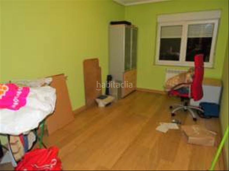 Foto 9bae62cb-0e8c-472c-979a-570473620442. Rent flat with heating in Pumarín Gijón