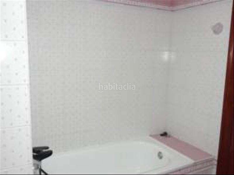 Foto b0e7976b-117a-48c6-9263-6f1e05fea053. Lloguer pis amb calefacció a Centro Gijón