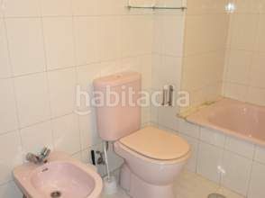 Foto 1df338ac-2e74-4bb6-98e1-6c9e4a9da4d3. Lloguer pis amb calefacció a Llano Gijón
