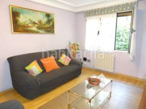Foto 5d5d21ba-ea09-4045-8442-6dadb792daaa. Rent flat with heating in Centro Gijón