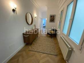 Foto 4d528b9f-ce08-4cc7-a386-c5ce5743cfeb. Rent flat with heating in Centro Gijón