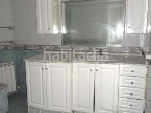 Foto ce5b4e5d-7ad3-49c1-bb71-f9c688bd9a66. Lloguer pis amb calefacció a Pumarín Gijón