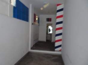 Lloguer Local Comercial a Centro. Local a pie de calle