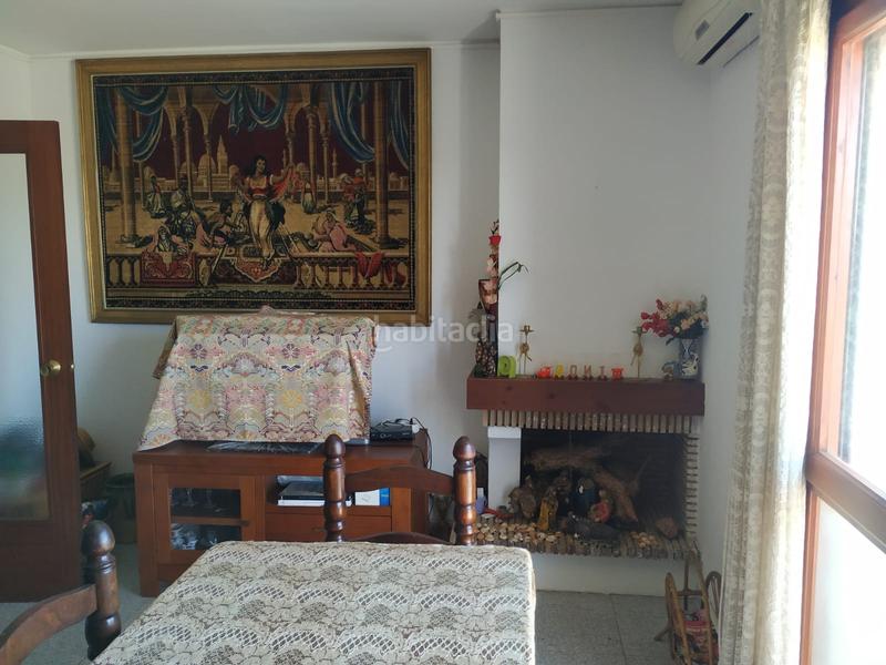 Foto a27d2c50-38bb-41bc-9d1f-ec10d3d8e0b4. Chalet with fireplace in Platja de Mont-roig Mont-roig del Camp