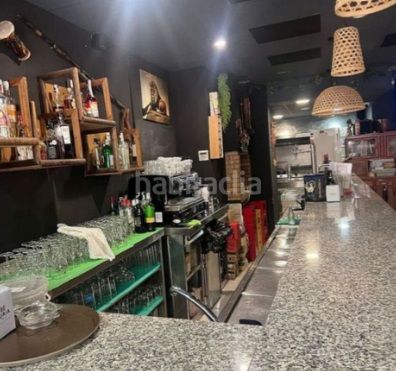 Foto 90ab273e-0552-413e-8852-317d57b6400a. Local comercial a Llevant Reus