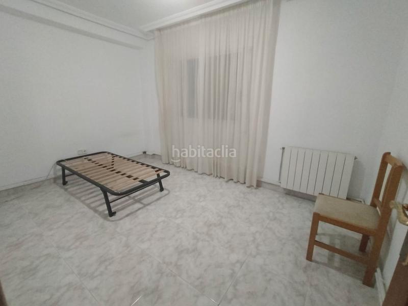 Foto 7434f411-305f-4d5f-be48-54b716a95c1c. Pis a carrer d'alcover 1 a Llevant Reus