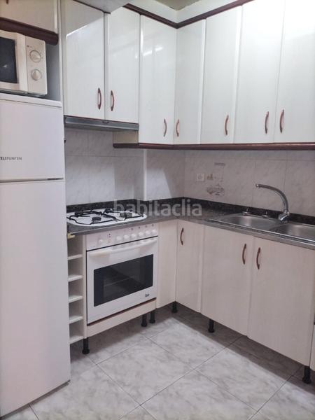 Foto eefb8869-0b68-483c-a267-2a287f48936b. Pis a carrer d'alcover 1 a Llevant Reus