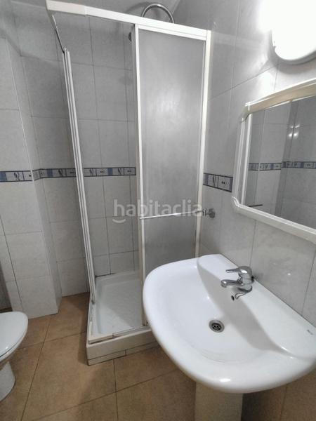 Foto 7151a55c-cbe6-4217-a89d-6240e01003cf. Edificio in carrer de l'escultor modest gené 5 in Reus