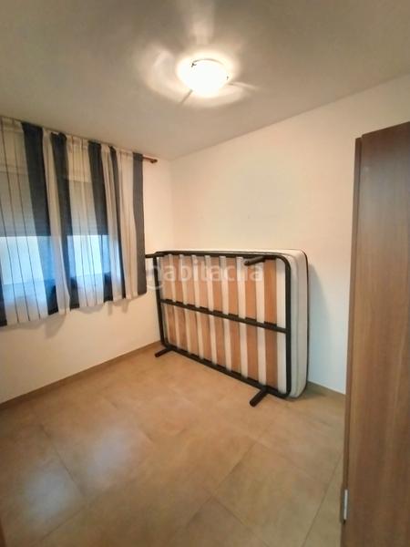 Foto d7fb409f-d61d-4cd5-9620-e0c7a3b8565f. Edificio in carrer de l'escultor modest gené 5 in Reus