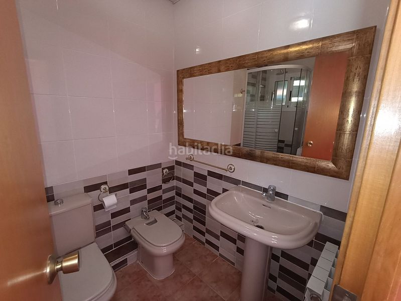 Foto 1f316dce-690d-4565-aab4-e96bd7eb5272. Casa adossada amb calefacció a Migjorn Reus