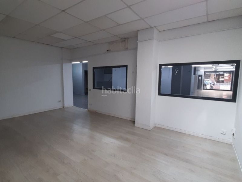 Foto ebd9f216-f4d7-472e-bbf3-7af2160d40af. Local comercial a Mestral Reus