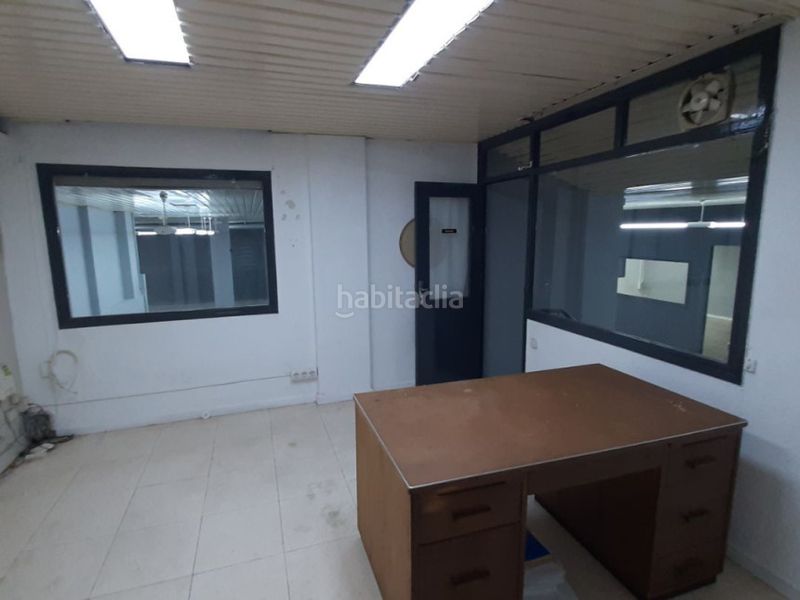 Foto fc2a81b5-b211-4775-b3cf-fa0370ccbb8f. Local comercial a Mestral Reus