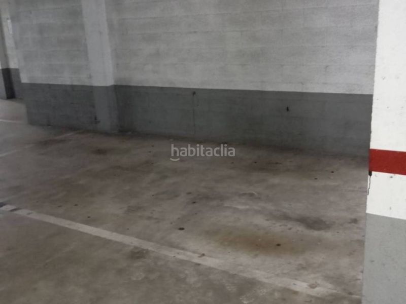 Foto 69d3d663-8c1b-4ab2-9d23-bffc4909ff7a. Aparcament cotxe a Centre Reus