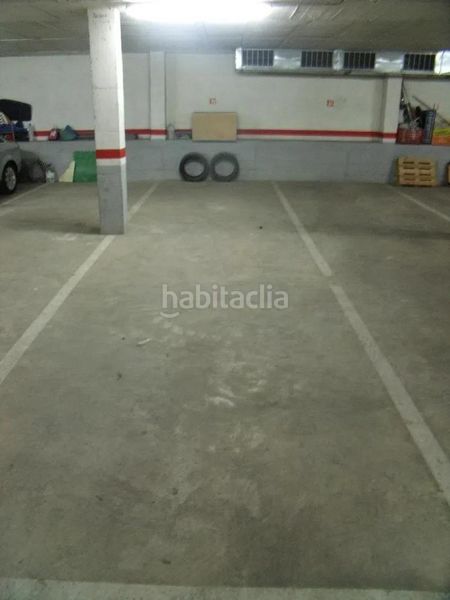 Foto 6cef2a91-6748-4eb2-985f-290e004b3da2. Aparcament cotxe a Centre Reus