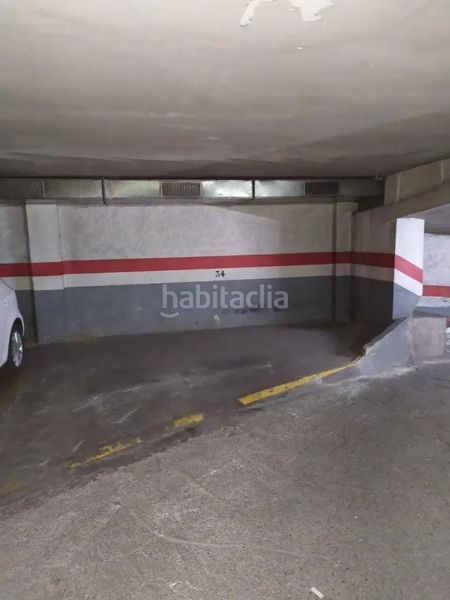 Foto ce1253b6-8fbf-4031-ab7e-d7a37ee54f9d. Aparcament cotxe a Ponent Reus