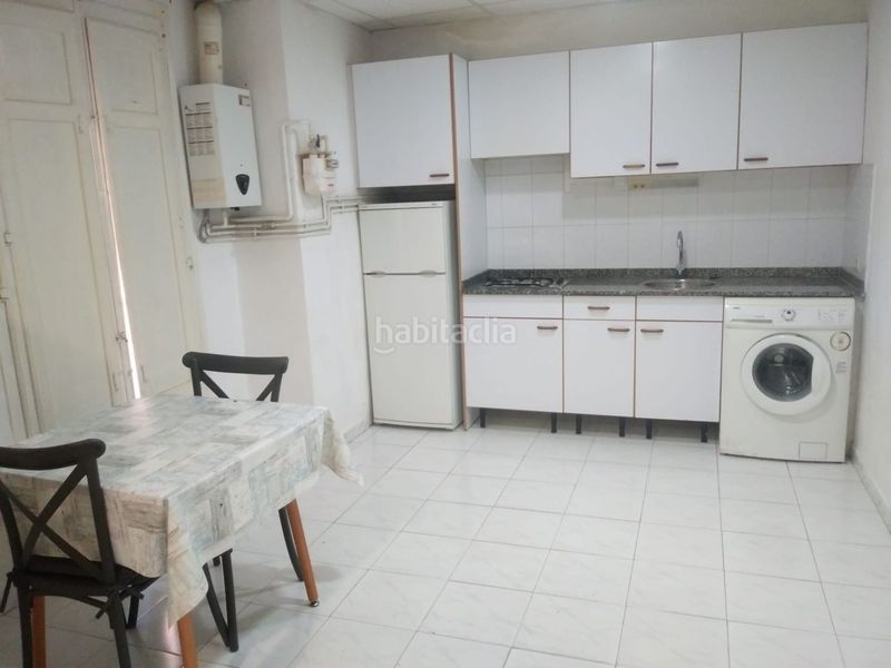 Foto b9426e07-a712-42d6-9973-c1e07e56179d. Edificio  de varios pisos alquilados en Centre Reus