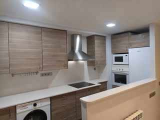 Miete Etagenwohnung in Raval de santa anna 36. Piso de alquiler para estudiantes