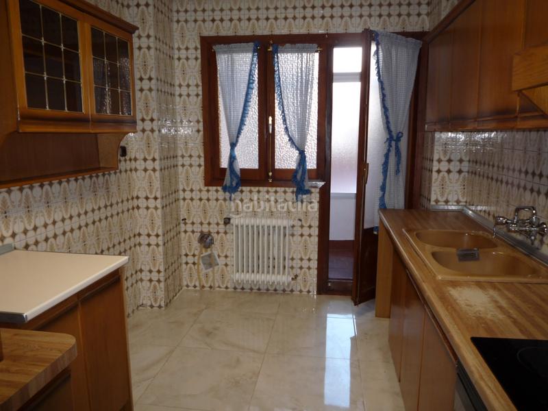 Foto 7f66c352-d648-4b41-a682-ddf002a0c27c. Flat with heating in Feria Albacete