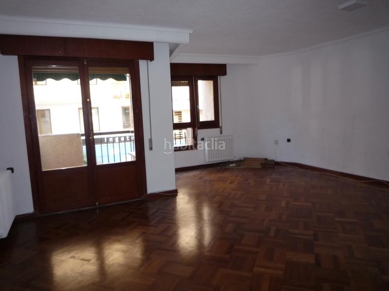 Foto 9cf16393-e39a-4514-9e33-e54126ceae9f. Flat with heating in Feria Albacete