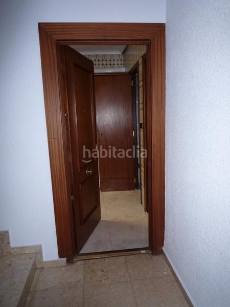 Foto f131b111-3a08-4f3a-b63f-ac1ec5d756d9. Flat with heating in Feria Albacete