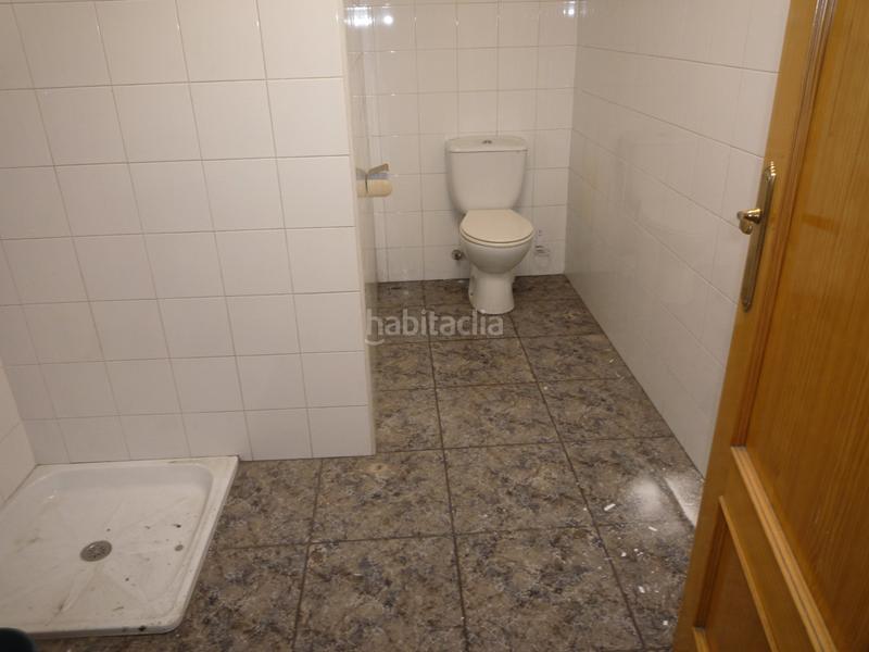 Foto 6ff86d08-f0c6-4cb1-b79d-728ccd0e64e8. Rent business premise in calle hermanos pinzón 1 in Albacete