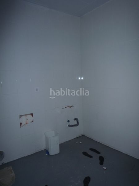 Foto 97525b34-2682-4657-b378-dd74dbd760f6. Local comercial a calle cristóbal pérez pastor 57 a Albacete