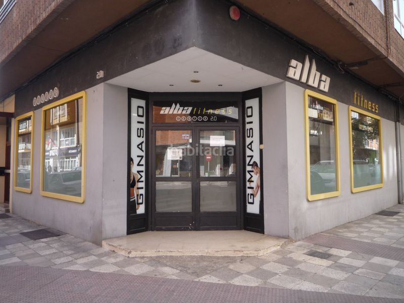 Foto cfbc8328-b02f-492a-a34a-9f13b96ec694. Local comercial a calle cristóbal pérez pastor 57 a Albacete