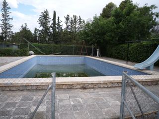 Chalet en Pedanías - Extrarradio. Parcela con piscina a 1,5 km del casco urbano