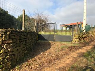 Terreny residencial a Verdicio-Bañugues-Cabo Peña. Venta. ref. 50034 finca edificable, cerrada en gozón. a 5 minuto