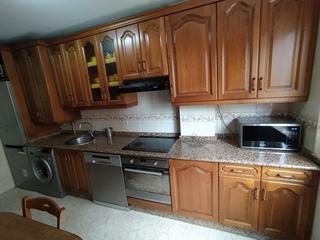 Piso en Centro. Venta. piso a la entrada de avilés. a 5 minutos del ayuntamiento