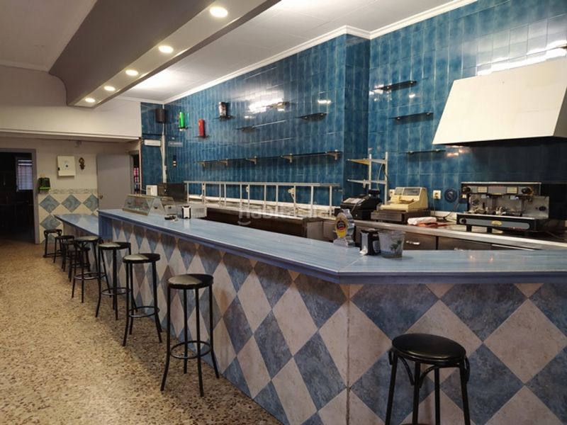 Foto 0a92cea1-30a3-481c-b2fa-a5bc281a903e. Local comercial a Versalles Avilés