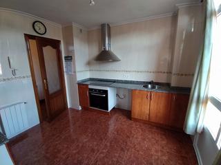 Pis en La Magdalena. Venta. piso en carbayedo. 2 planta. totalmente exterior y solead