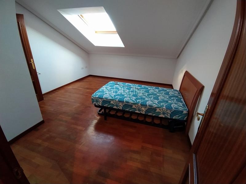 Foto 0ed3ee61-c443-4995-892c-a0cc1a0731e1. Pis amb calefacció aparcament a La Magdalena Avilés